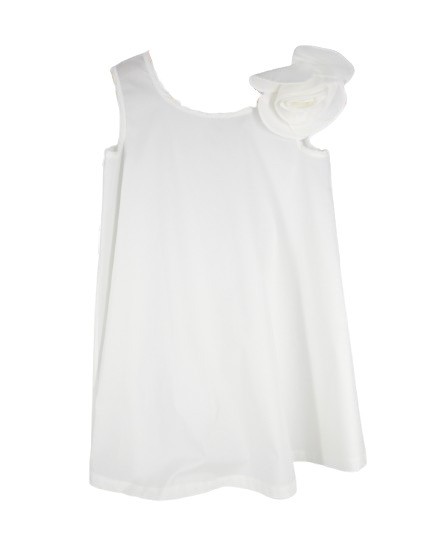 Vestito con fiore sulla spalla