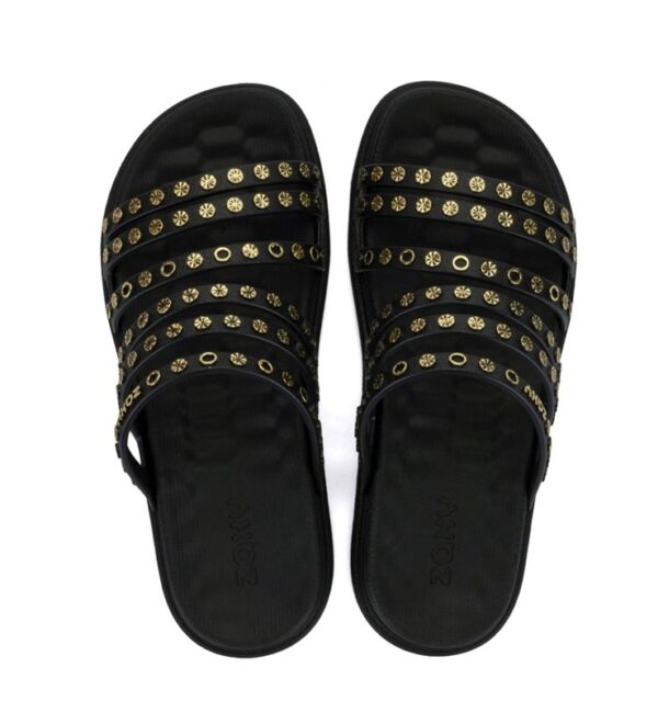Sandalo multi fasce con borchie