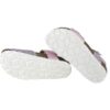 Sandalo in eco pelle laminata e pois con fibbia e velcro