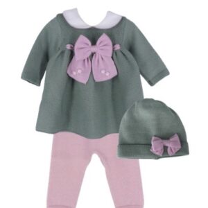 Completo due pezzi con fiocco e cappellino