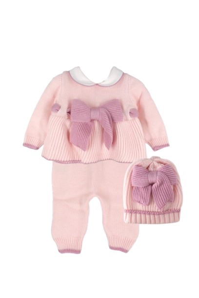 Completo due pezzi con fiocco e cappellino