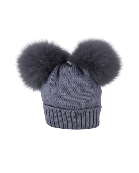 Cappello con doppio pon pon