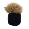 Cappello con pon pon e collo