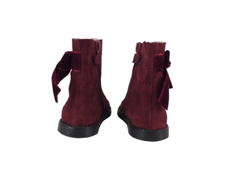 Stivaletto in camoscio con fiocchetto in velluto
