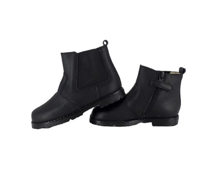 Stivaletto in pelle con elastico laterale e zip