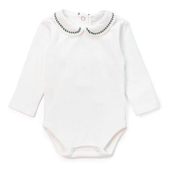 Completo camicia con colletto ricamato e salopette jacquard