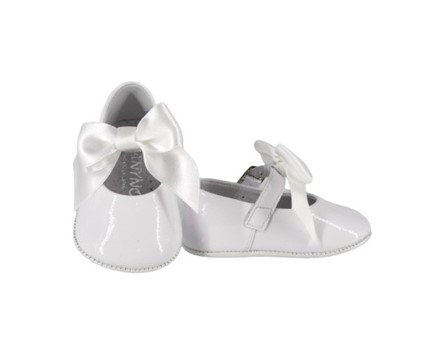 Ballerina culla in vernice con fiocco in raso