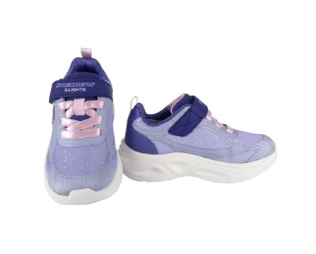 4ECBC7E915DBCCC0E753F1290B3D426A_ Scarpa ginnica con finti lacci e velcro con led
