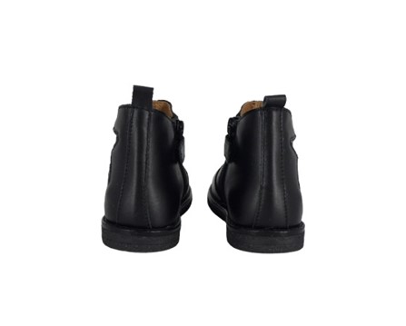 04A2692D4580D505460163261B62E002_ Stivaletto in pelle con elastico e zip