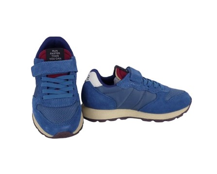 Sneaker bassa in camoscio e tessuto con velcro e lacci