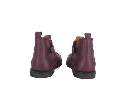 Stivaletto in pelle con elastico e zip