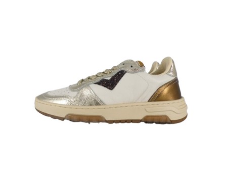 Sneaker in pelle con lacci