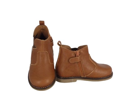 Stivaletto in pelle con elastico e zip