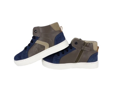 Sneaker alta in pelle e camoscio con lacci