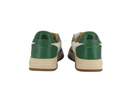 Sneaker in pelle con doppio velcro