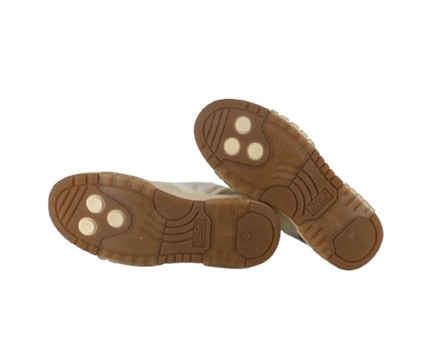 Sneaker in pelle con lacci