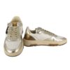Sneaker in pelle con lacci