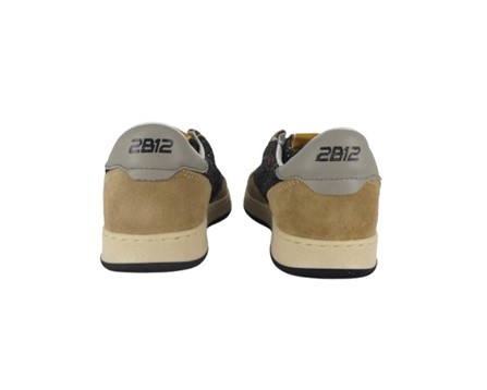 Sneaker in camoscio e glitter con lacci