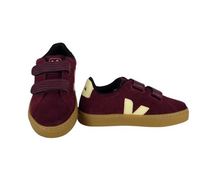 Sneaker in pelle scamosciata con doppio velcro