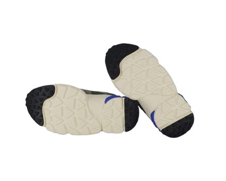 Sneaker in tessuto ed eco pelle con lacci elastici