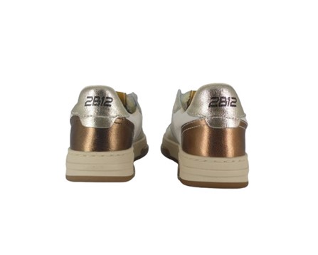 Sneaker in pelle con doppio velcro