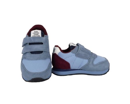 C0CCEA74C9AFE13E5C9B7F0A683E0605_ Sneaker bassa in camoscio e tessuto con doppio velcro