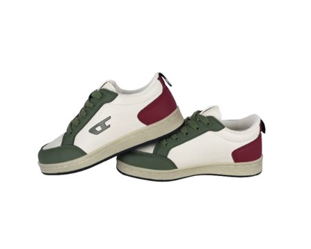 Sneaker in ecopelle con lacci