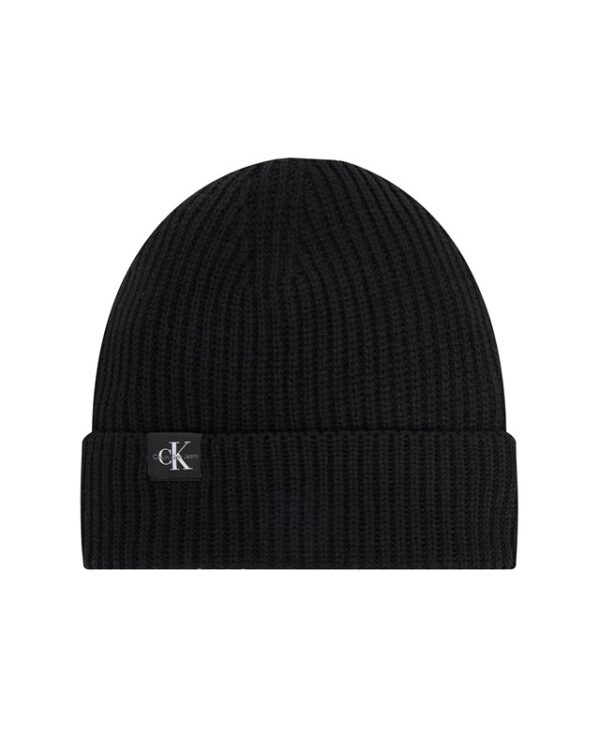 Cappello a costine con risvolto