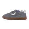 Sneaker in camoscio con doppio velcro