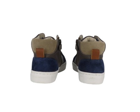 Sneaker alta in pelle e camoscio con lacci