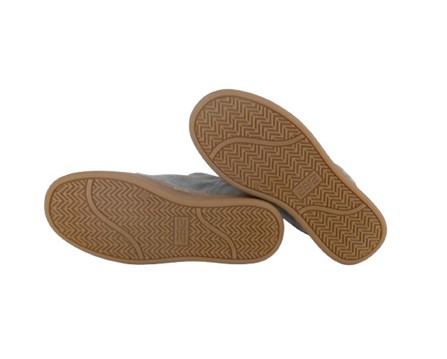 Sneaker in camoscio con doppio velcro