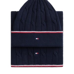 Completo cappello e sciarpa con trecce