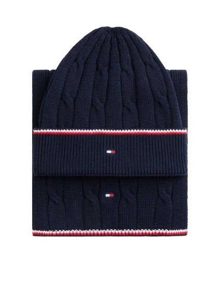 Completo cappello e sciarpa con trecce