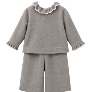 Completo felpa con collo volant e pantalone