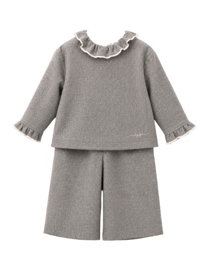 Completo felpa con collo volant e pantalone