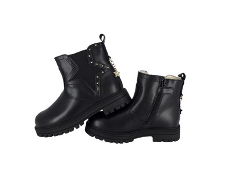 Stivale in pelle con zip e borchie
